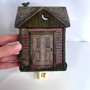 Linda Spivey Outhouse Night Light Wall Plug-In Resin OnOff Switch Rustic Country